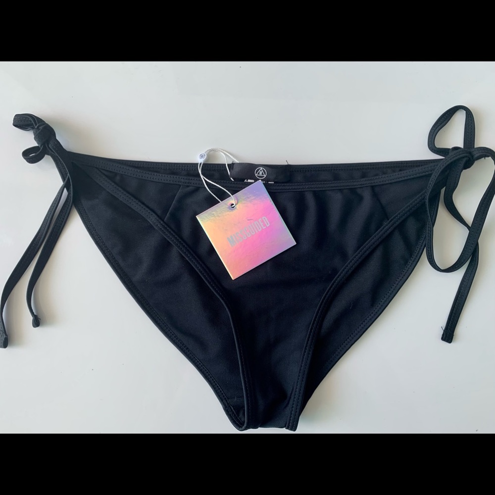 NWT BLACK MISSGUIDED MESH INSERT STRING BIKINI